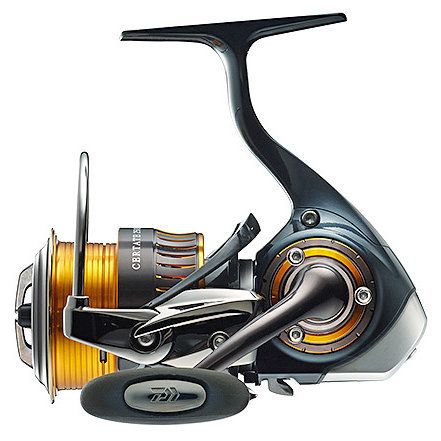Катушка безынерционная Daiwa 16 Certate 3000 10407-730RU