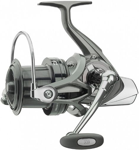 Катушка безынерционная Daiwa Emblem 5500QDA + запасная шпуля 10158-550RU