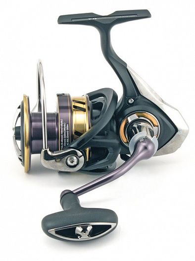 Катушка безынерционная Daiwa 17 Legalis LT 5000D-C 10416-505RU