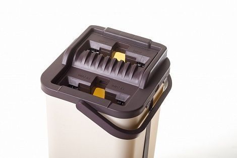 Комплект для уборки полов  швабра с отжимом Flat Mop 12 л