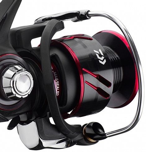 Катушка безынерционная Daiwa 17 Ballistic LT 3000D-CXH 10418-306RU